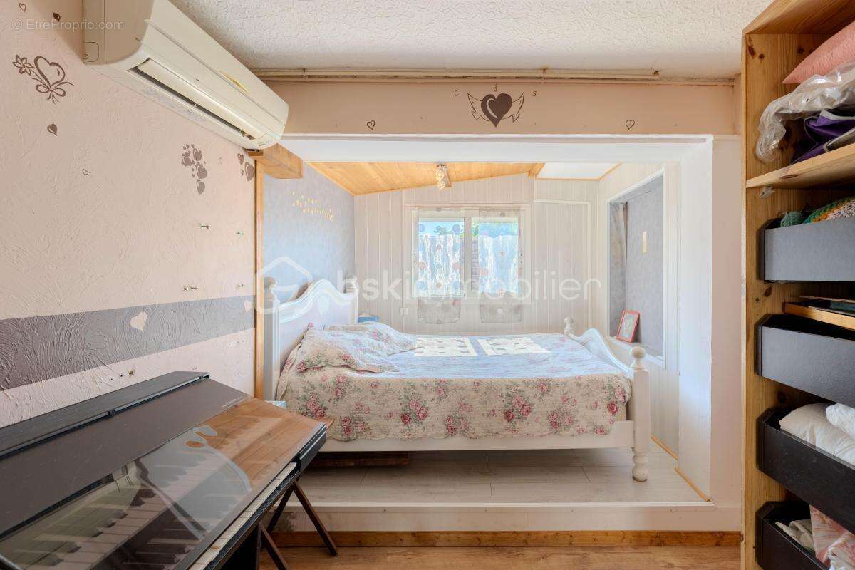 Menton - Val de Gorbio : Propriété vue mer sur terrain de 2 498 m² - photo 7