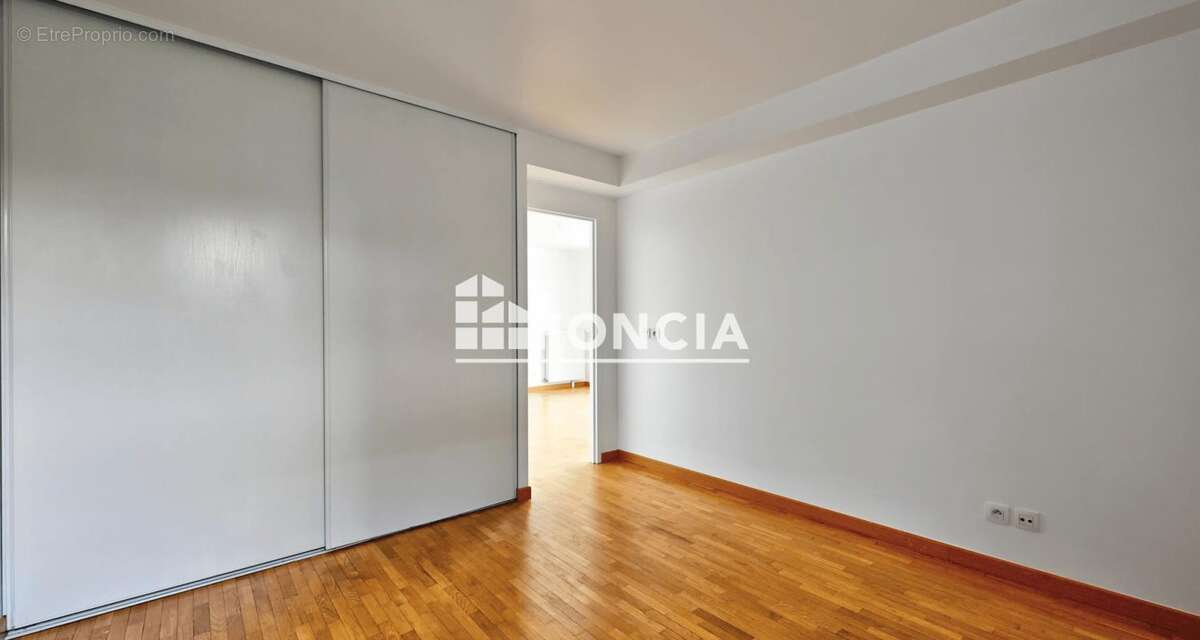 Appartement avec terrasse et jardin - photo 4