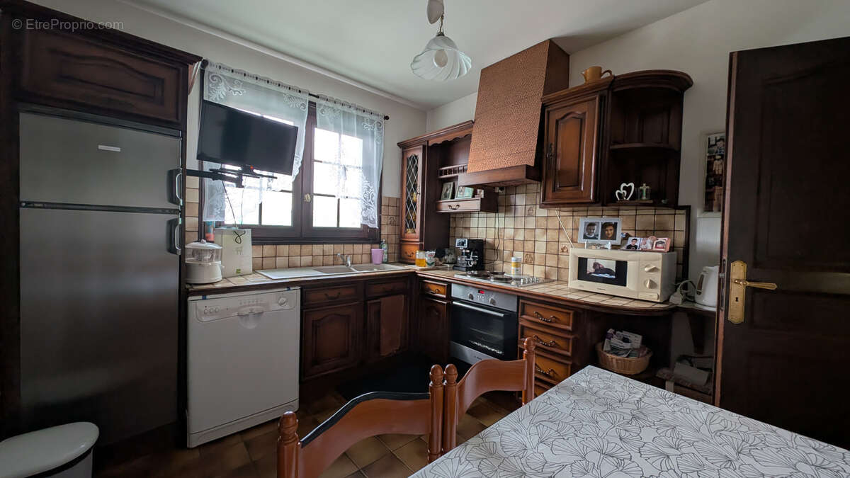 Maison à SAINT-ROMAIN-LA-MOTTE