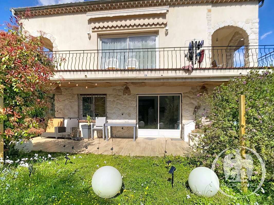 Appartement à VENCE