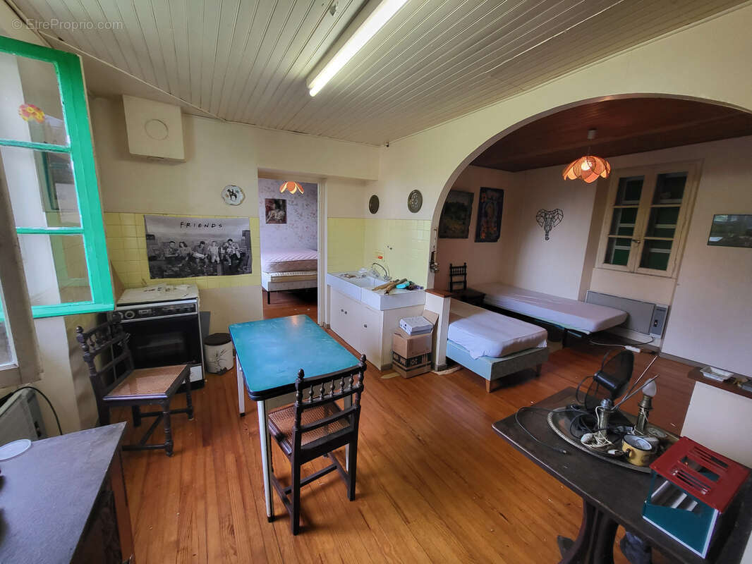 Maison de plain pied avec grand jardin et maison d'amis - photo 10