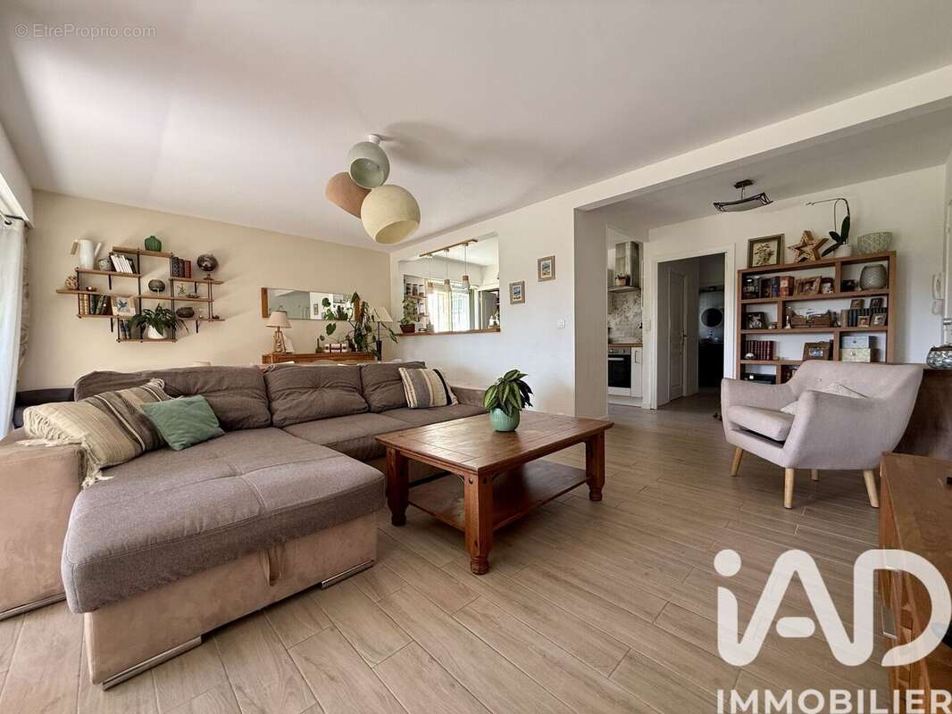 Photo 4 - Appartement à SAINT-LAURENT-DU-VAR