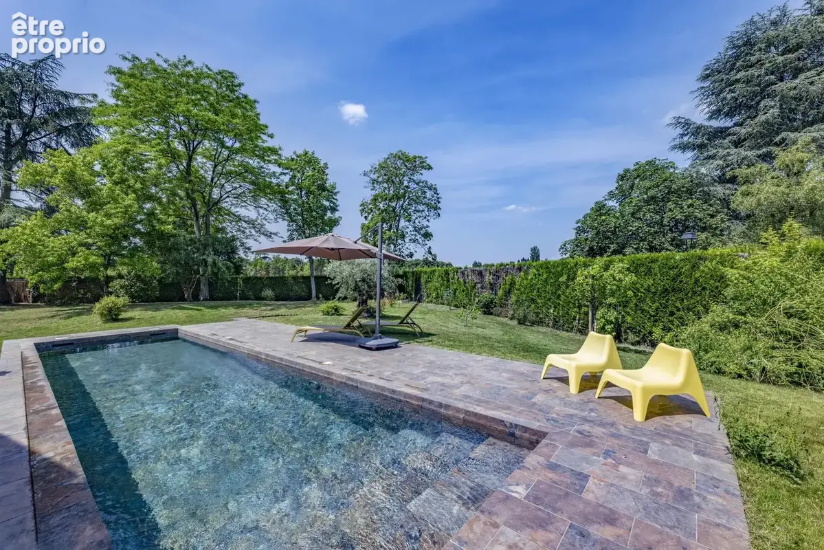 PROCHE VERSAILLE  BUC et JOUY EN JOSAS -  Maison 5 chambres Piscine Grand terrain - photo 2