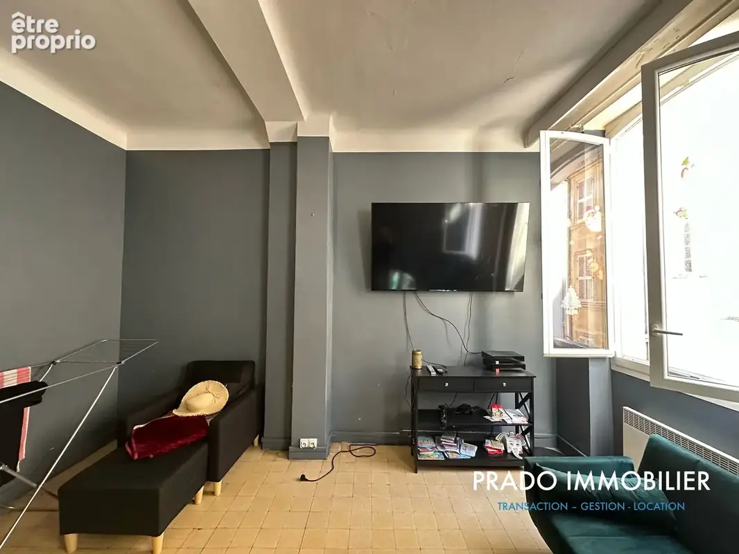 T2 de 54,30m2 Proche de St Charles/ Centre Bourse - photo 7