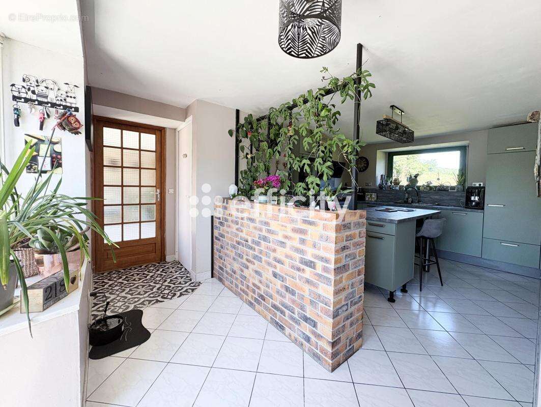 Maison 165 m² à Saint-Samson-De-Bonfosse  - photo 5