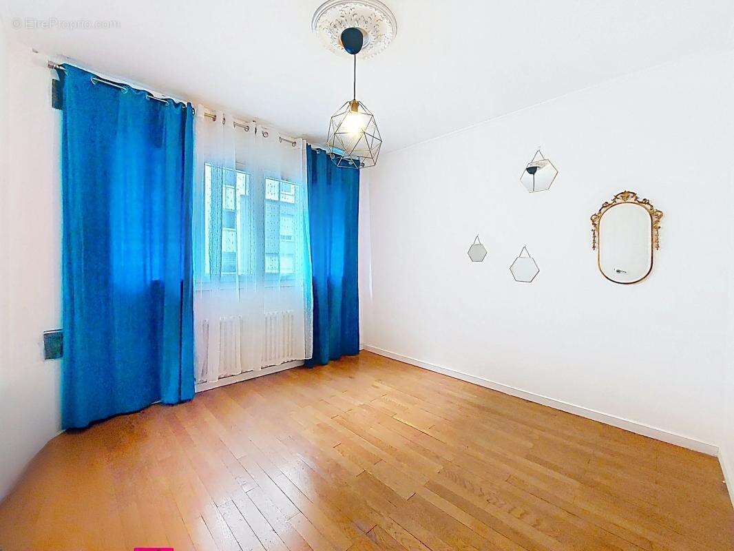 Appartement à LYON-7E