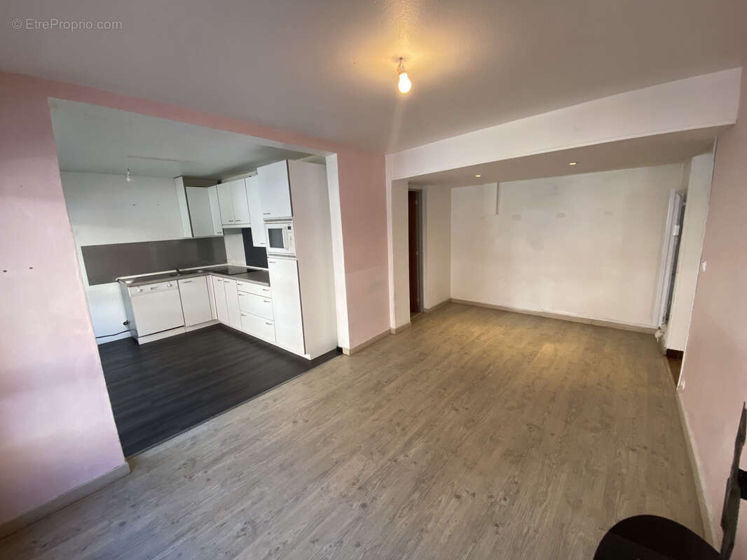 Dunkerque Ultra centre : appartement en RDC de 67m2, 2chambres, parking. - photo 2