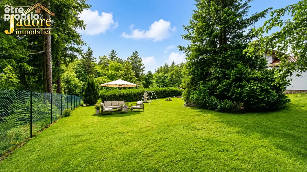 Ensemble immobilier rénové - photo 8