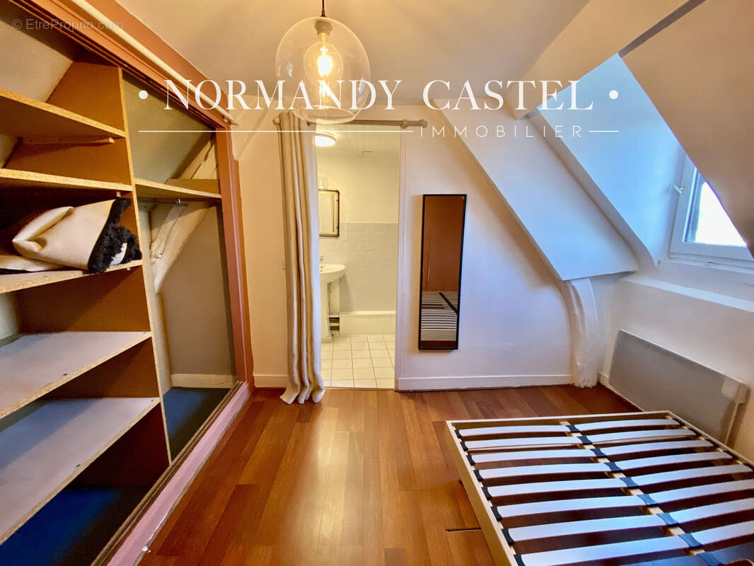 Maison à PONT-L'EVEQUE