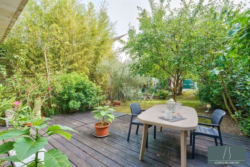 Maison 160 m² à Chatou  - photo 2