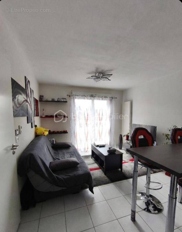 Appartement à AMILLY