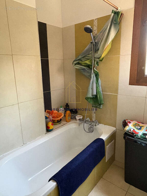 Appartement à PERTUIS
