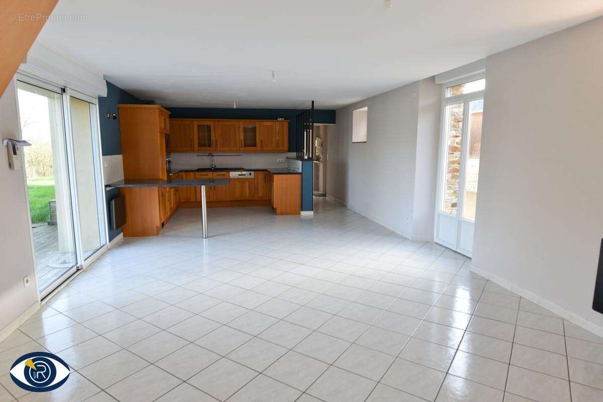 Maison à ARGENTRE