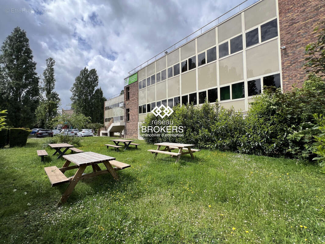 Commerce à LES ULIS