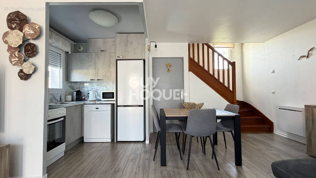 Appartement à STAINS