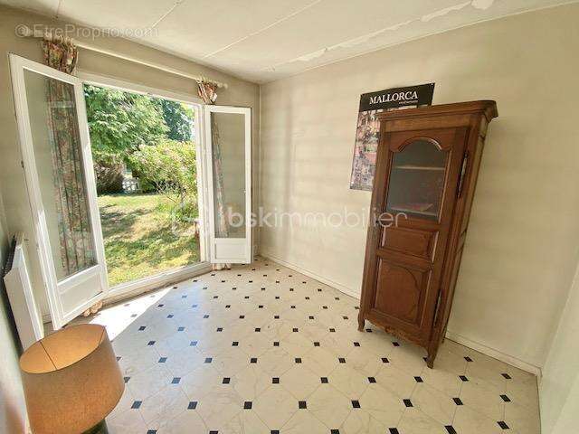 Maison à OZOIR-LA-FERRIERE