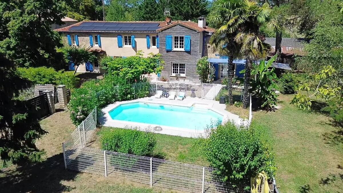 Maison à PANJAS