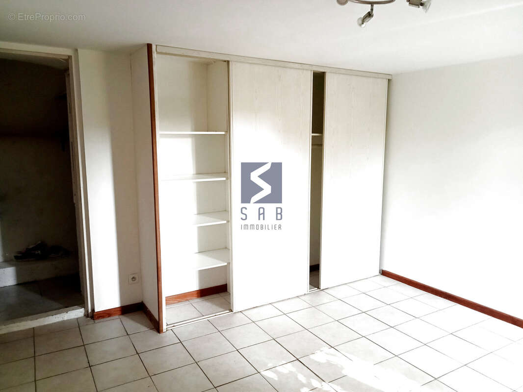 Appartement à LA VOULTE-SUR-RHONE