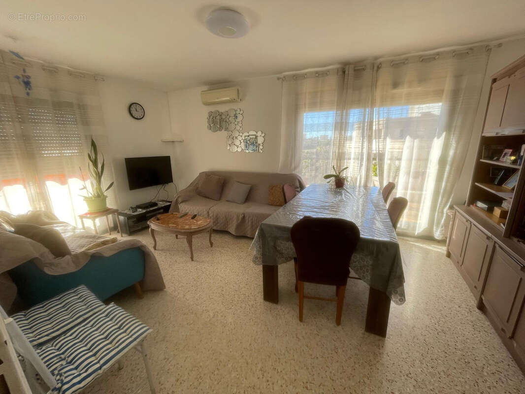 Nice ouest  proche mer  dernier etage 4 p,  ,  terrasse 60 m2 - photo 3