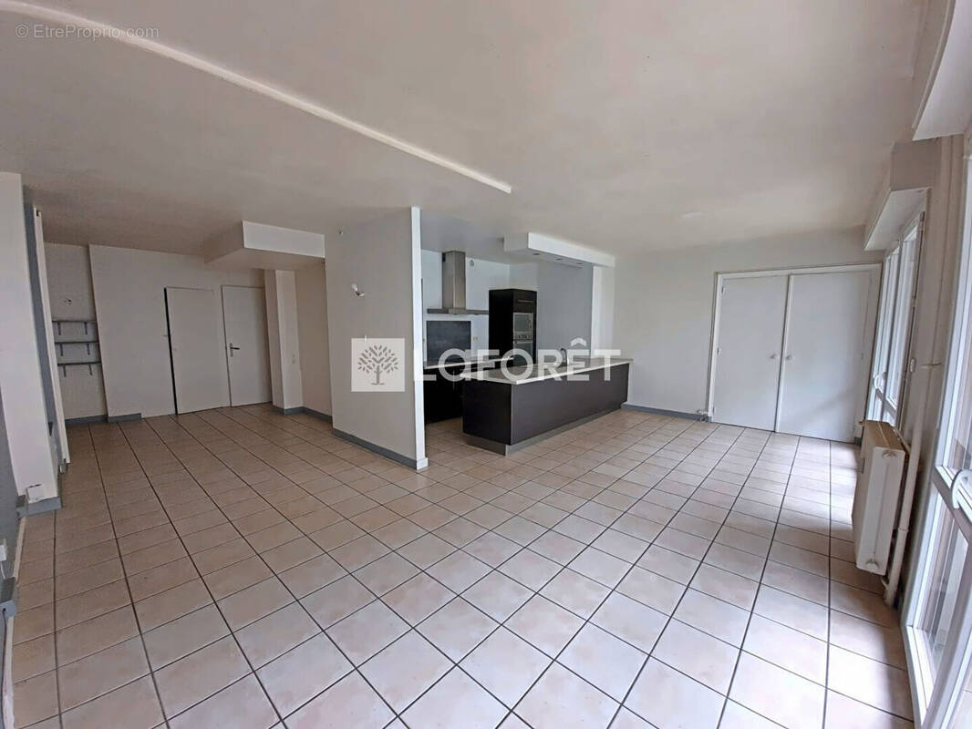 Appartement à SAINT-ETIENNE