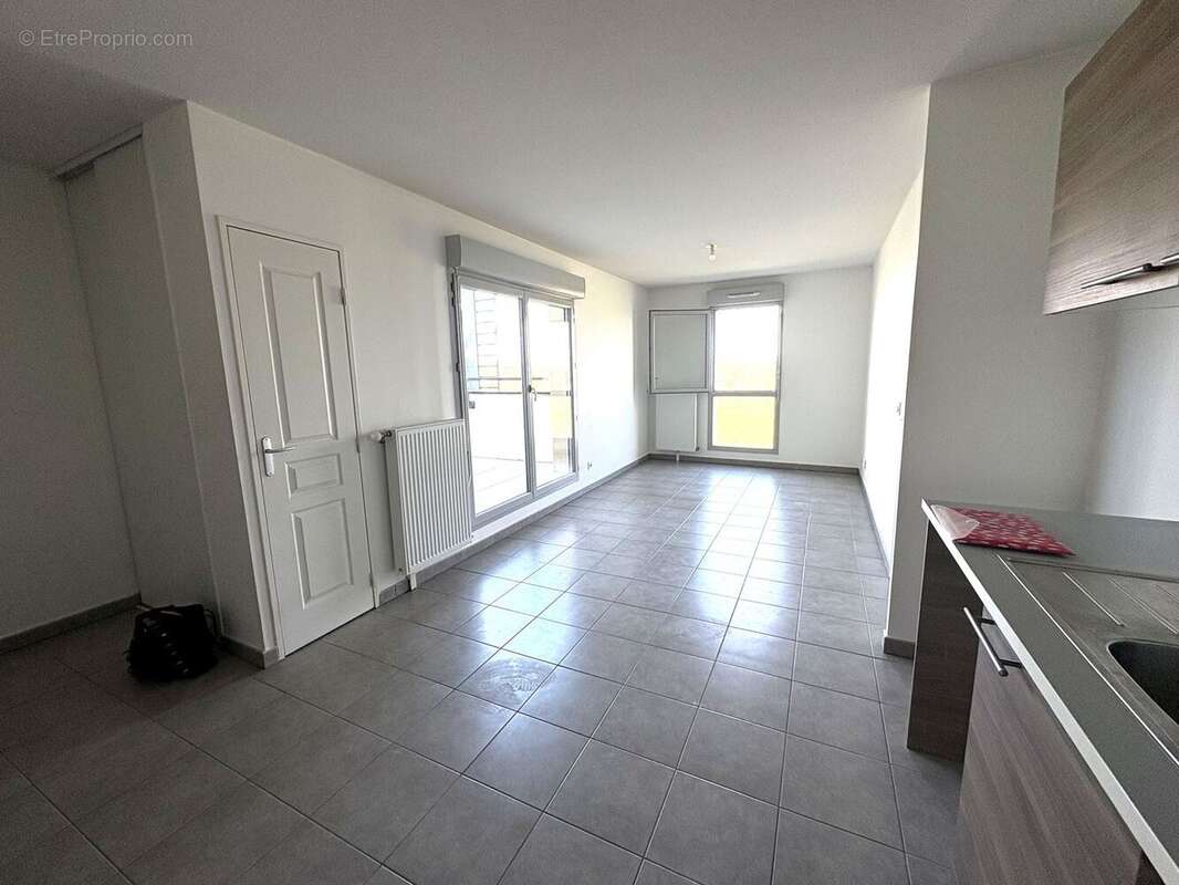 Appartement à L'ISLE-D'ABEAU