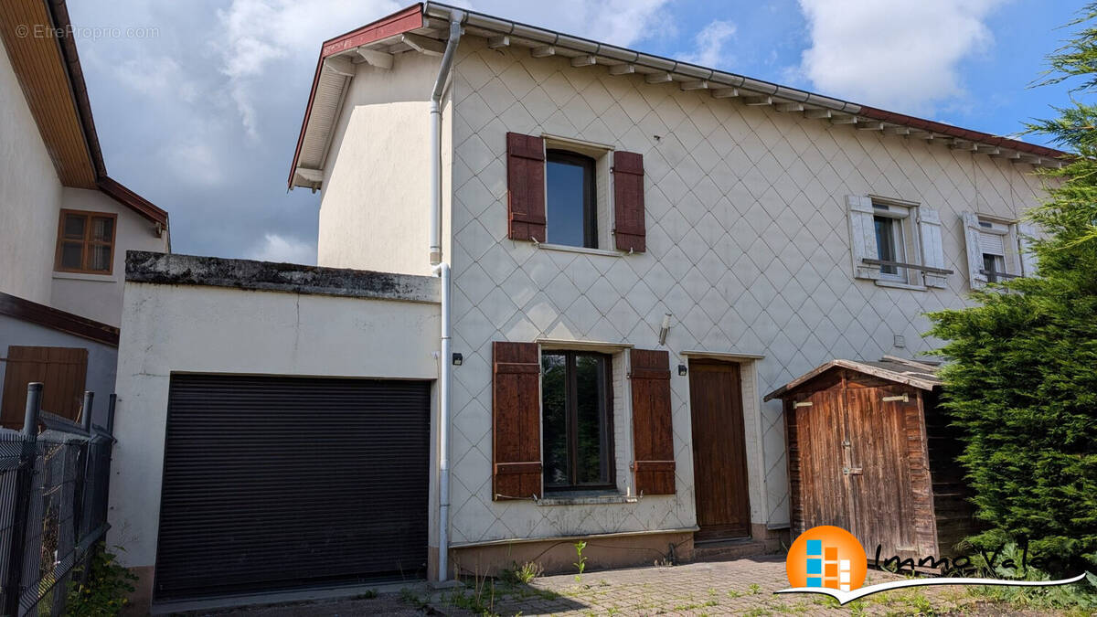 Maison à GOLBEY