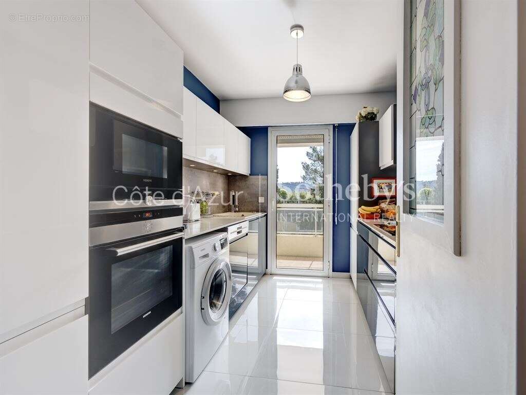 Appartement à LE CANNET