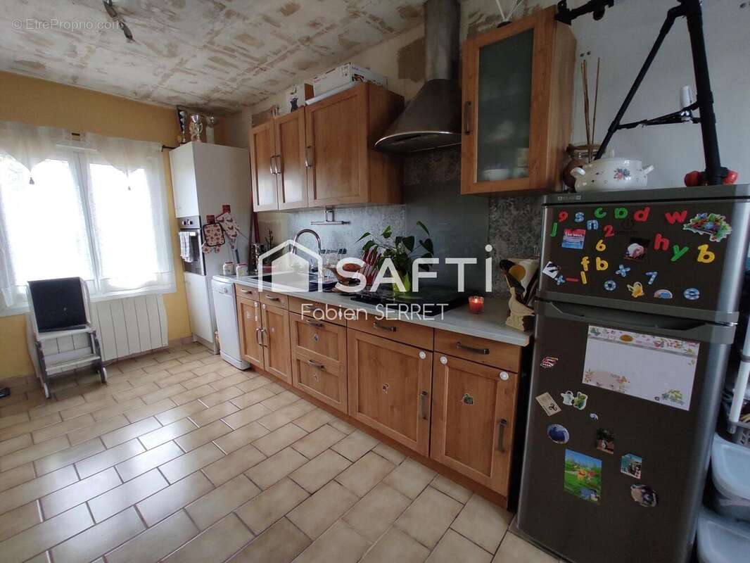 Maison 72 m² à Saint-Georges-D'elle  - photo 6