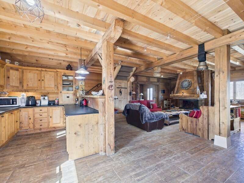 Haute Savoie (74), à vendre MORILLON - Domaine skiable du Grand Massif - Ferme Savoyarde P9 - photo 6