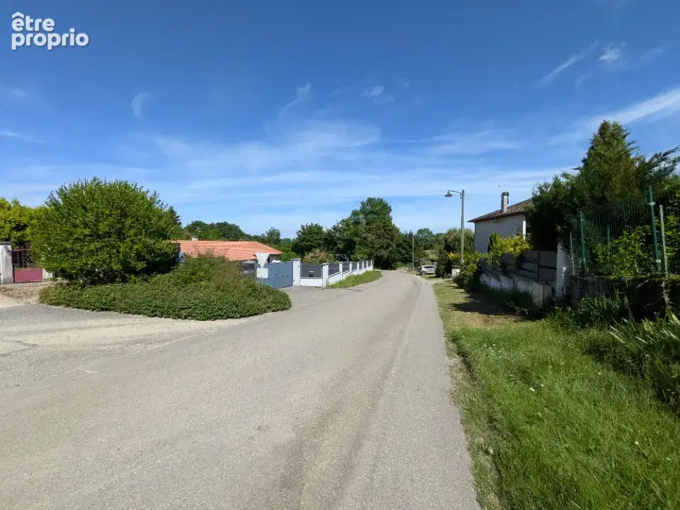 Terrain à SAINT-ELOI