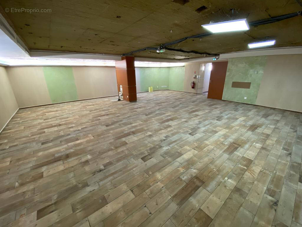 Commerce à BEAUSOLEIL