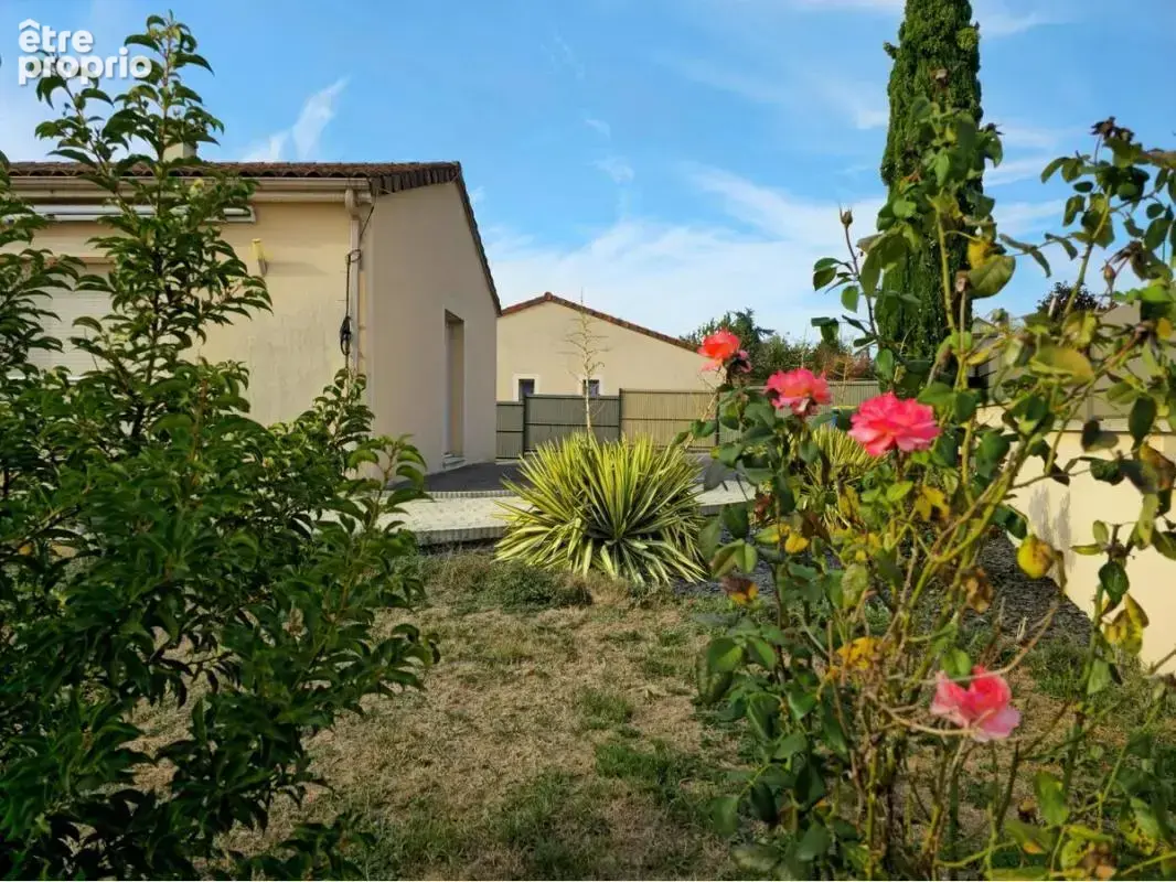 Maison 5 pièces 110 m² à vendre à Saint-Just-Le-Martel (87590) - photo 2