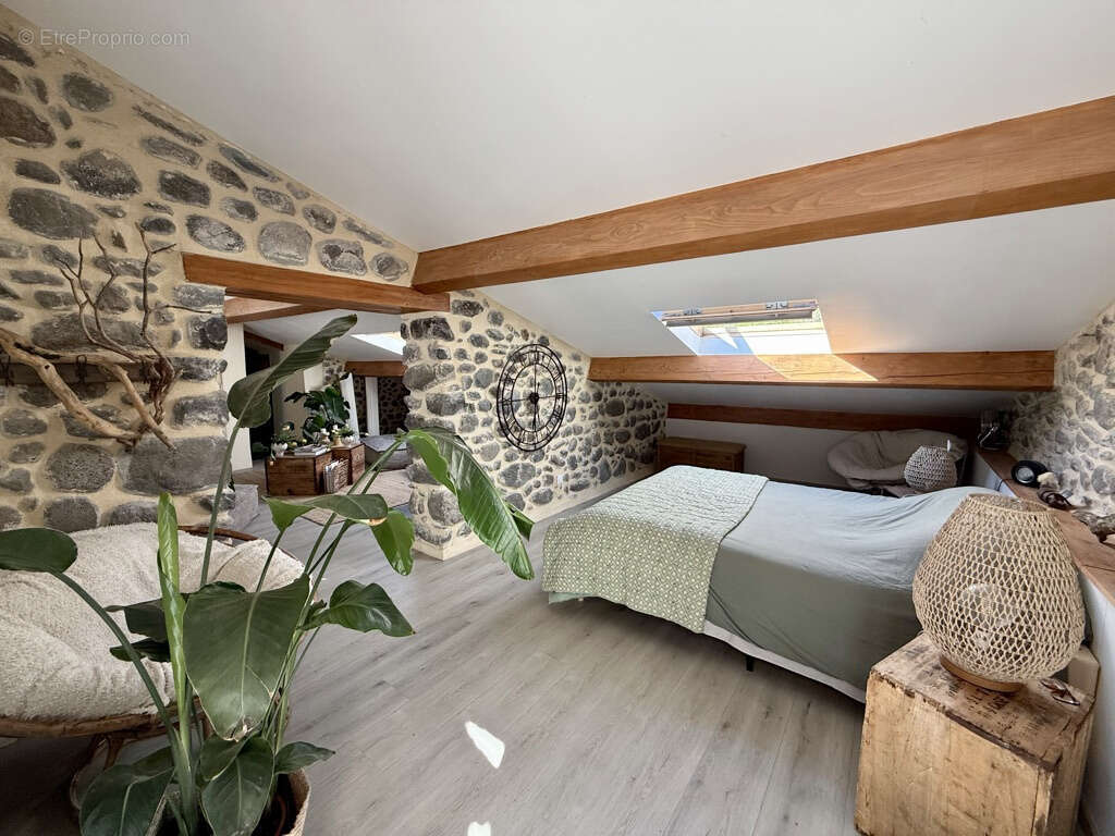 Maison à PRIVAS