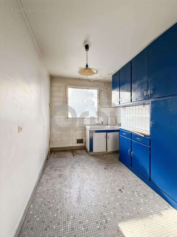 Appartement à PARIS-20E