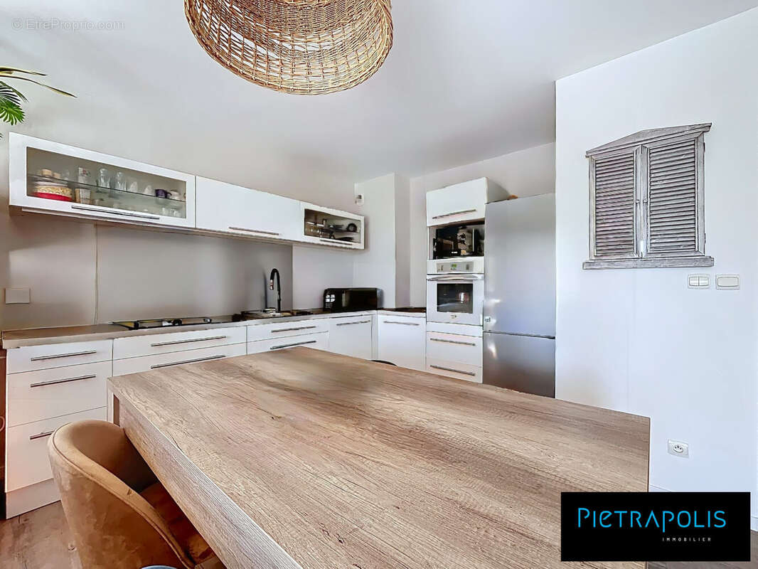 Appartement 66 m² à Anse  - photo 2