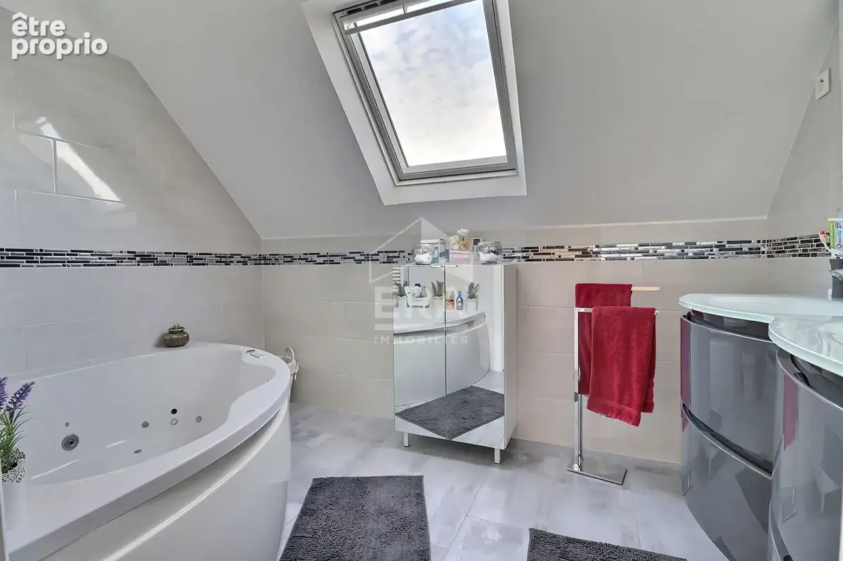Maison de charme avec dépendance - photo 13