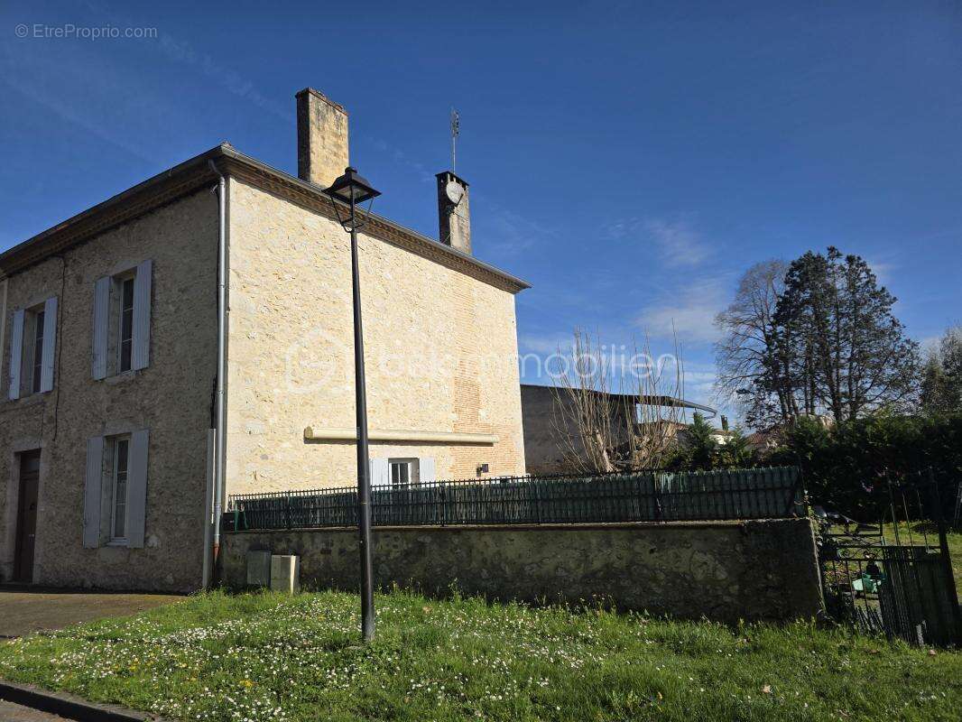 Maison à BARBASTE