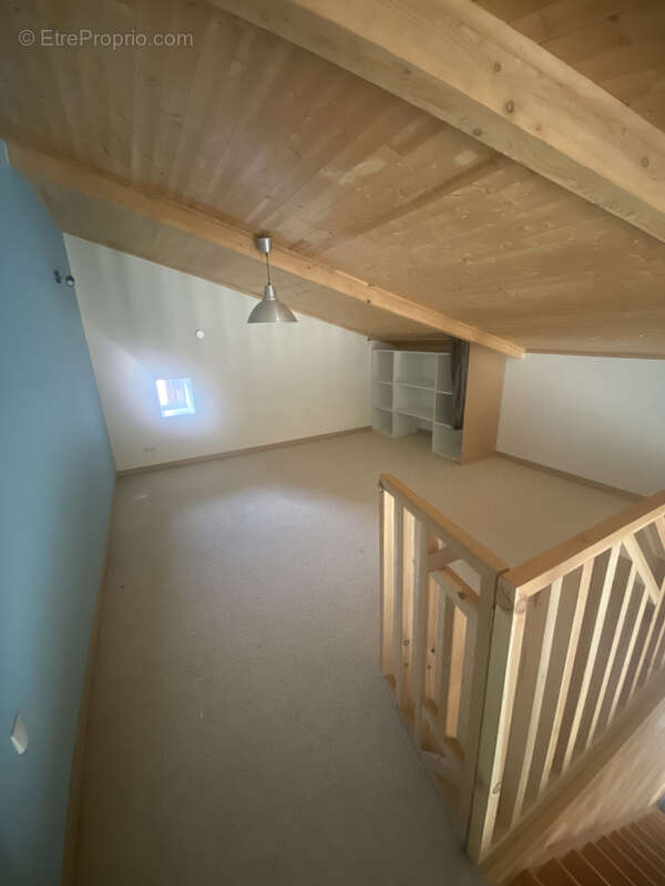 Maison à BERRIAS-ET-CASTELJAU