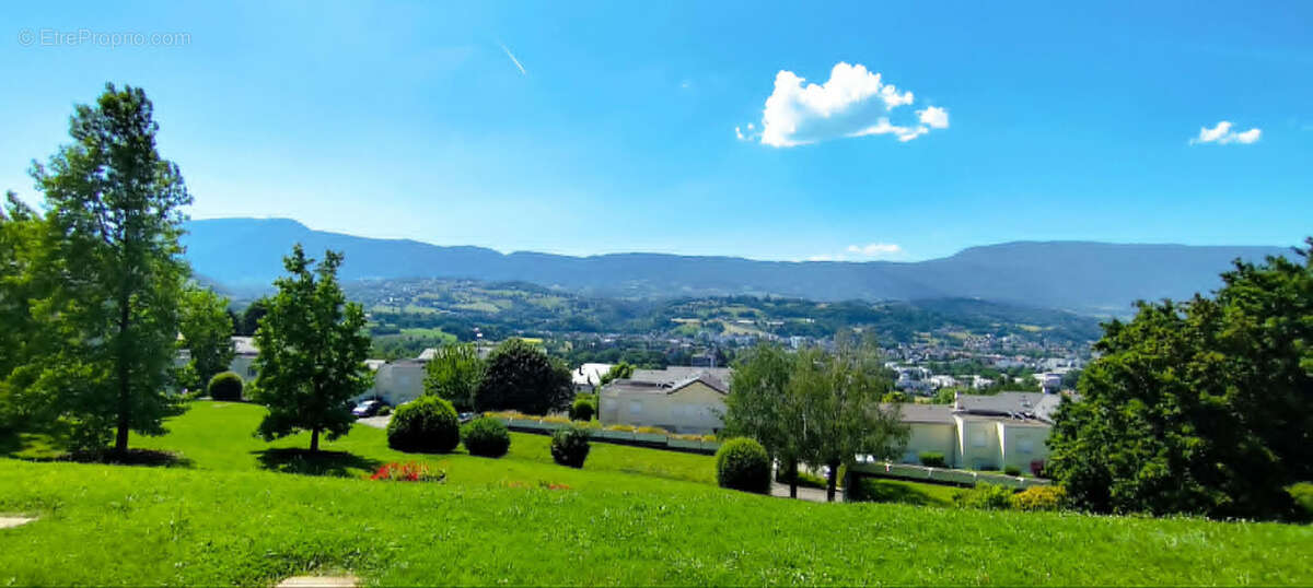 Appartement à JACOB-BELLECOMBETTE
