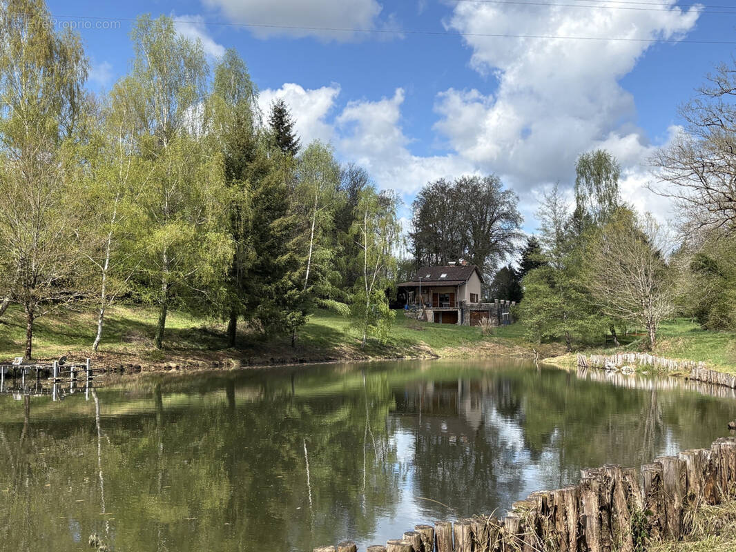 Maison à CHATEAU-CHERVIX