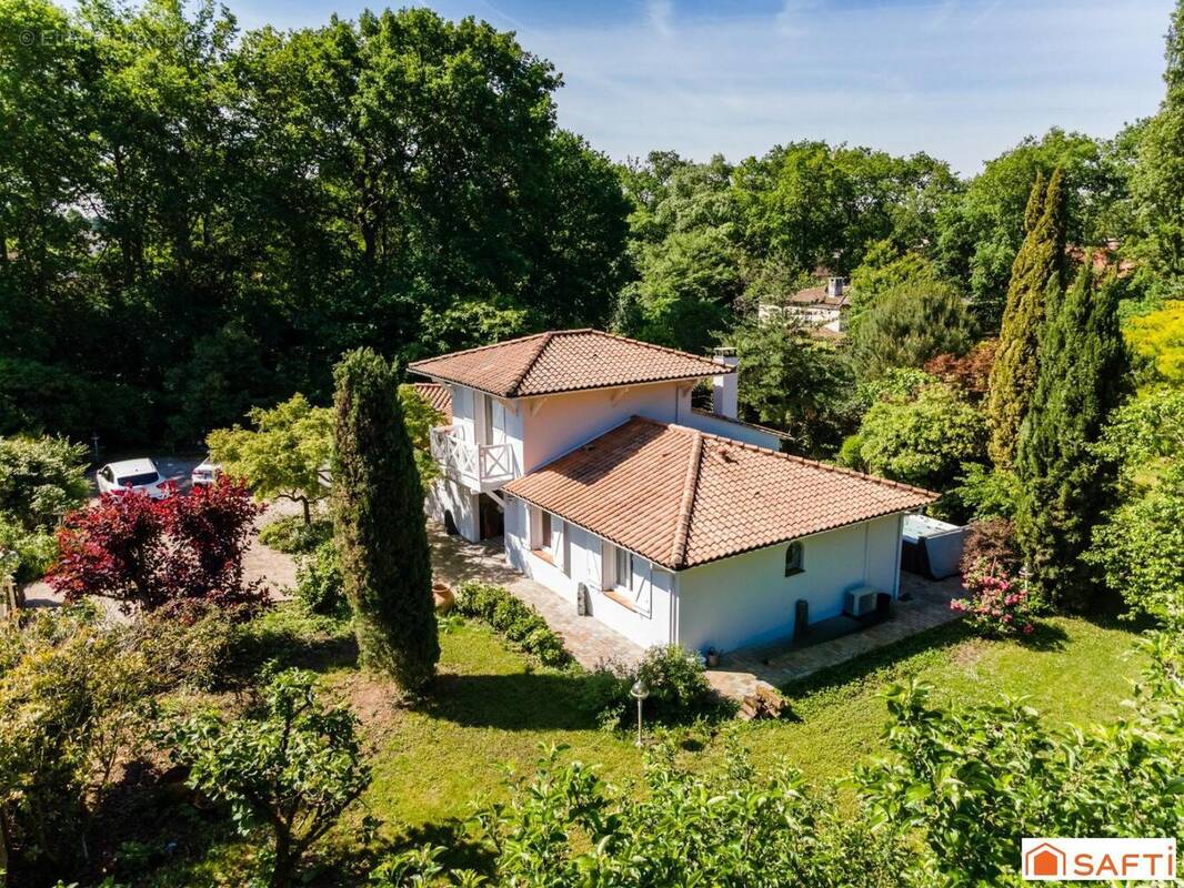 Photo 1 - Maison à GRADIGNAN
