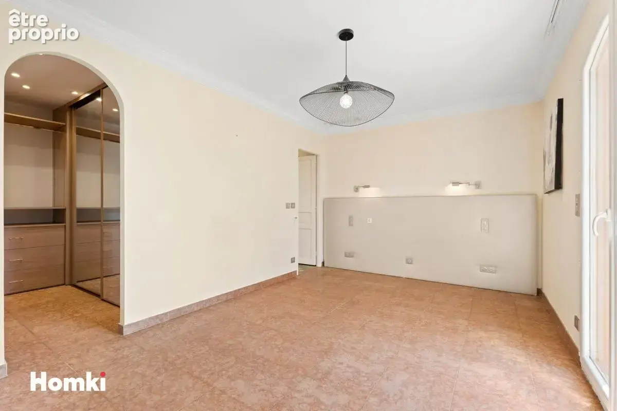Maison/Villa T6 de 210 m² à Mandelieu-la-Napoule 06210 - photo 14