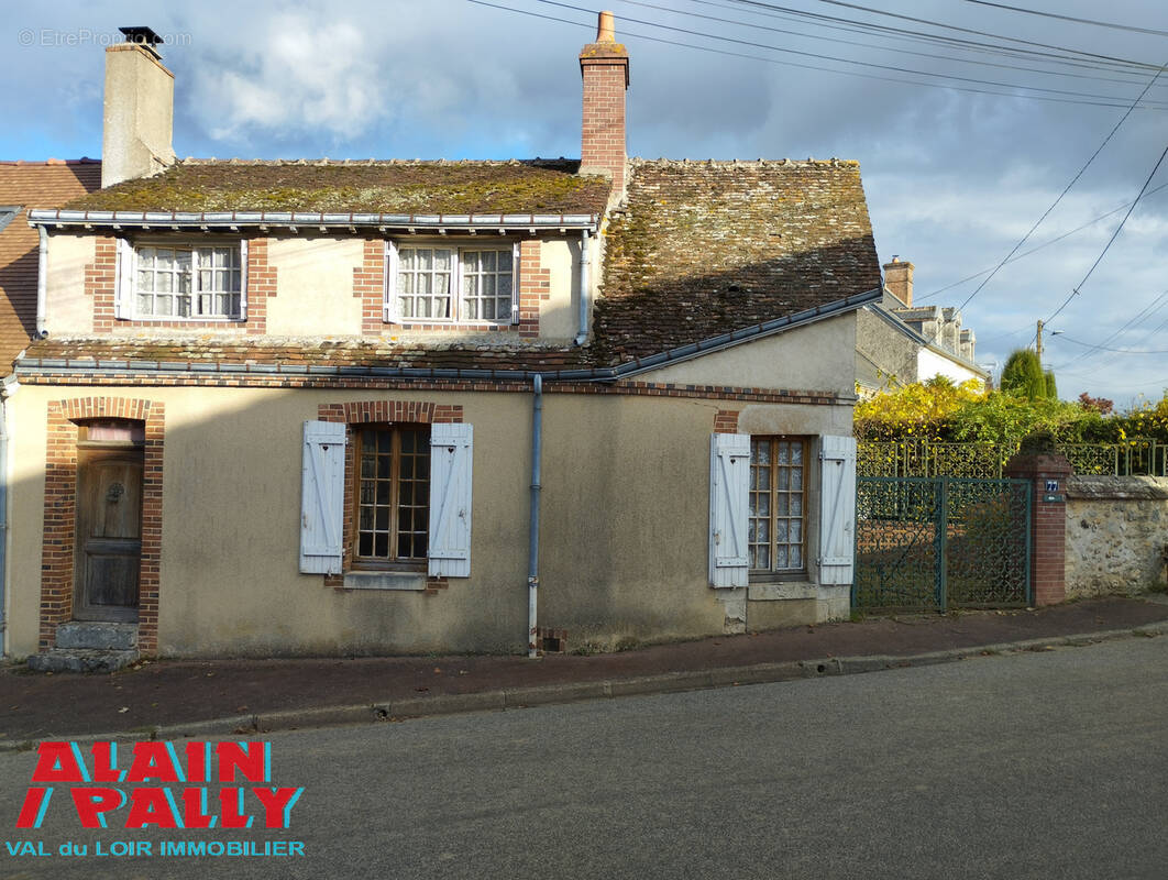 Maison à CLOYES-SUR-LE-LOIR