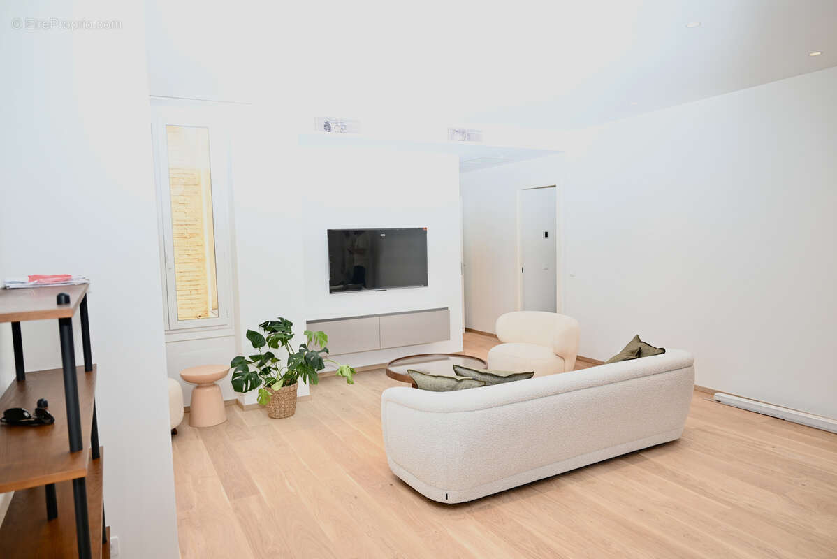 Appartement à BEAULIEU-SUR-MER