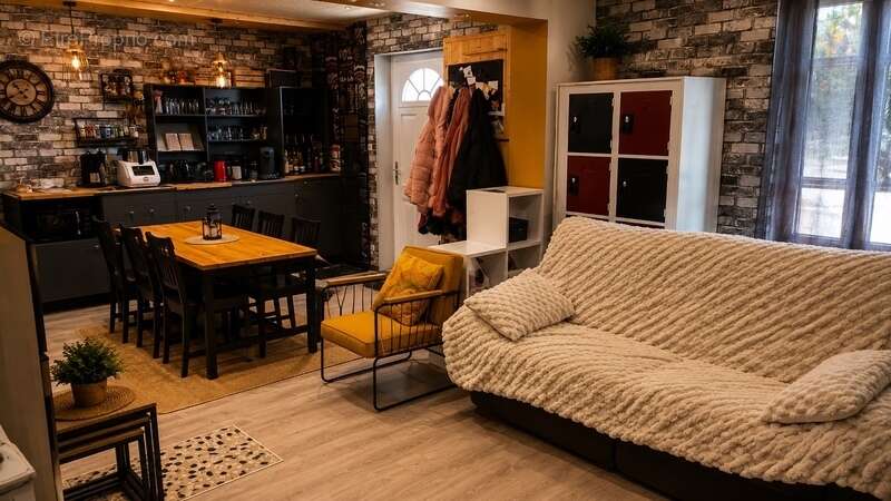 Exclusivité Capifrance – Maison individuelle de 101 m² et sa dépendance aménageable de 25 m² – Grand terrain clos de 1 980 m² av - photo 4