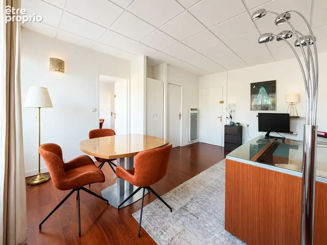 Bureau de 45m2 - photo 2