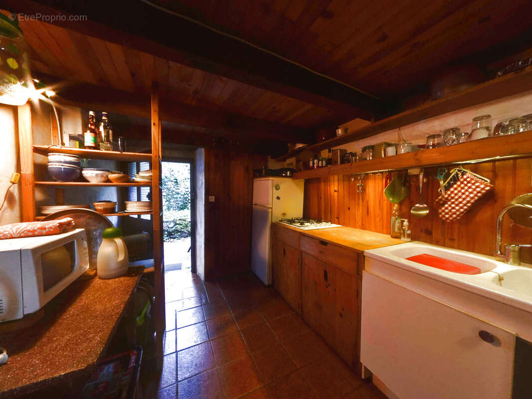 Maison à SAINT-FORTUNAT-SUR-EYRIEUX