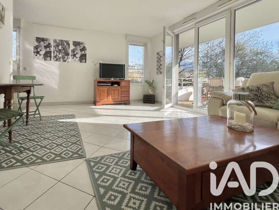 Photo 5 - Appartement à ECHIROLLES