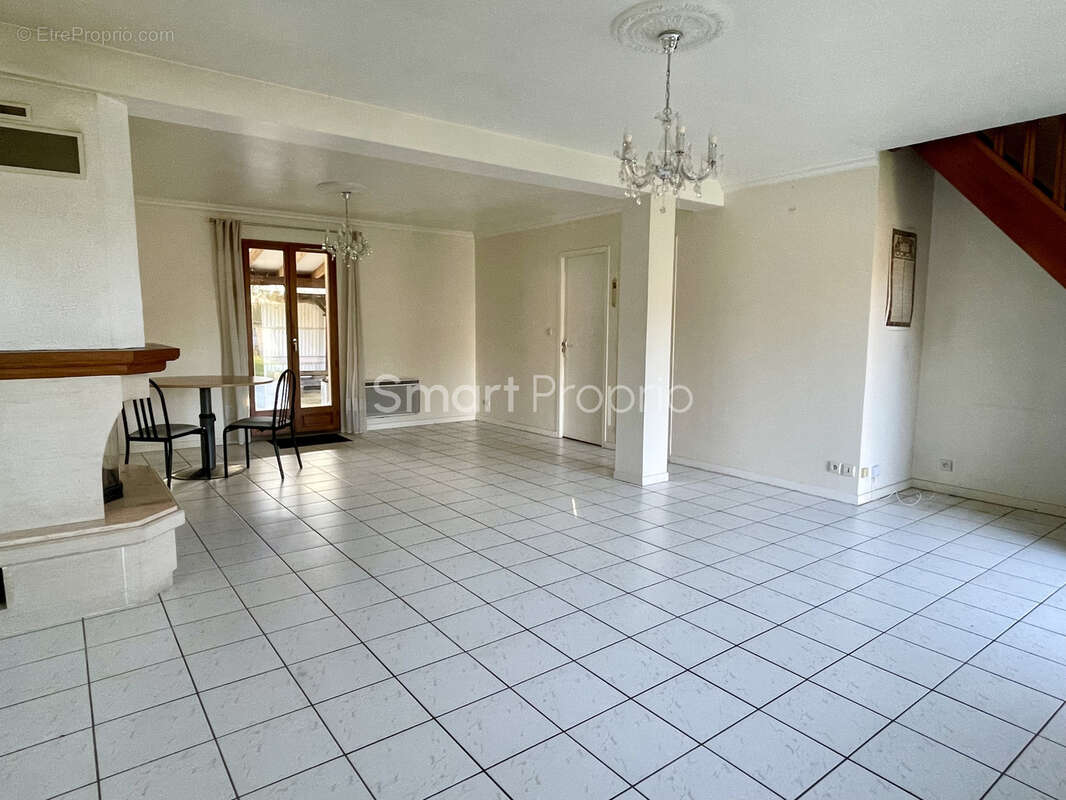 Maison à FONTENAY-SUR-LOING