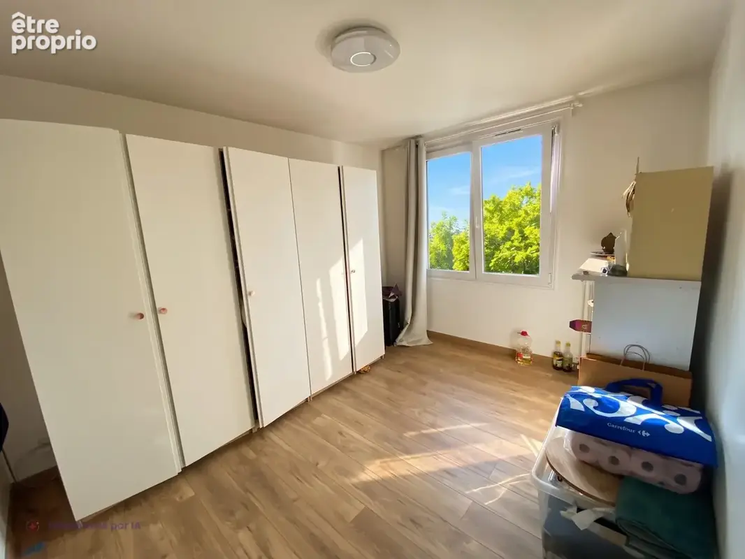Bondy - Maison familiale de 5 pièces avec 4 chambres, jardin, garage et sous-sol total DPE C - photo 10